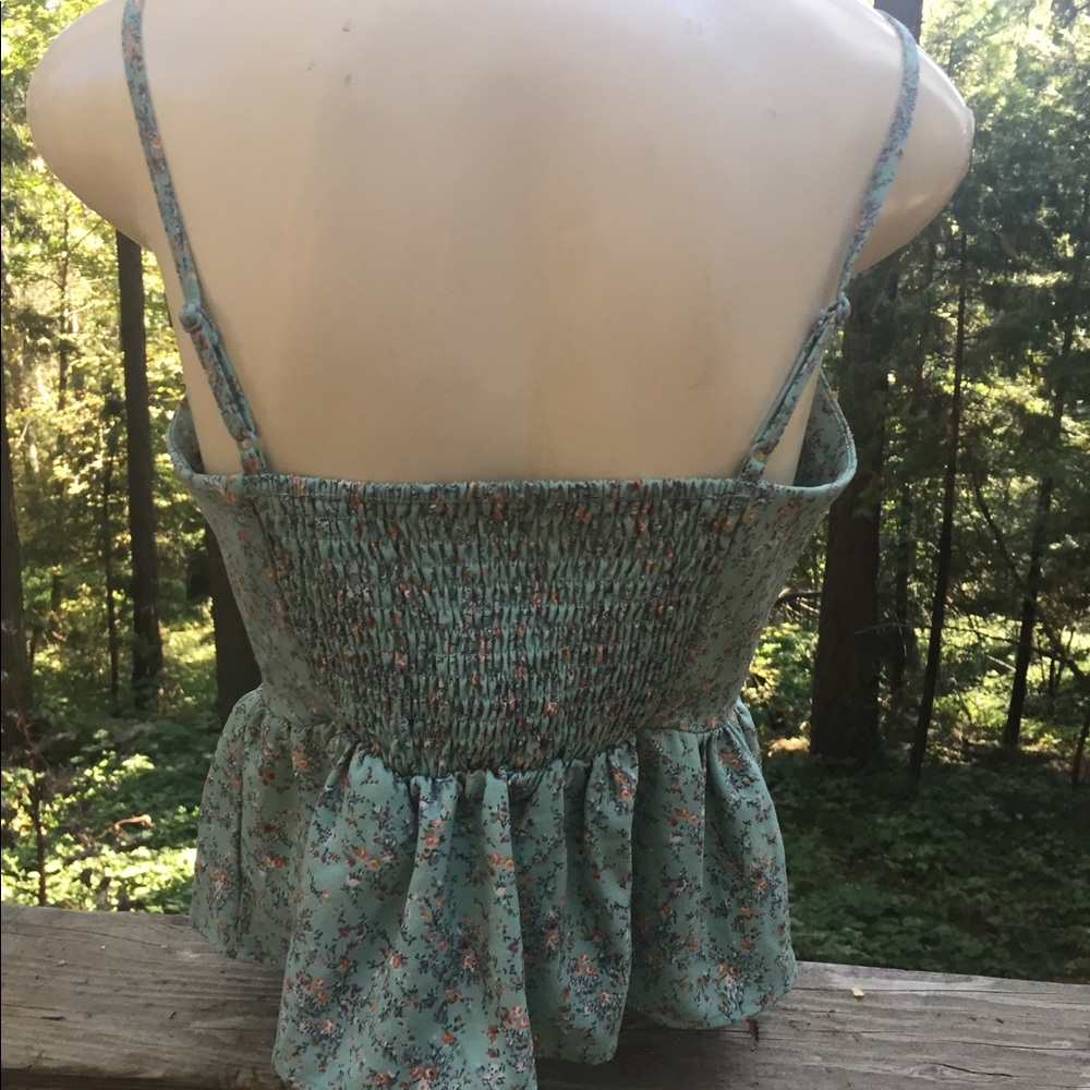Breezy baby doll camisole in pale green floral peplum  floral corset top - Picture 7 of 7